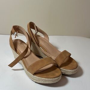 Vicki Vicki Women's Brown Wedge Sandals